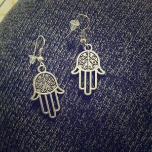 Silver hand Fatima  earrings