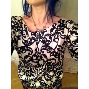 🆕 WHITE HOUSE/BLACK-MARKET BLOUSE