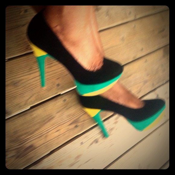 Qupid suede Heels