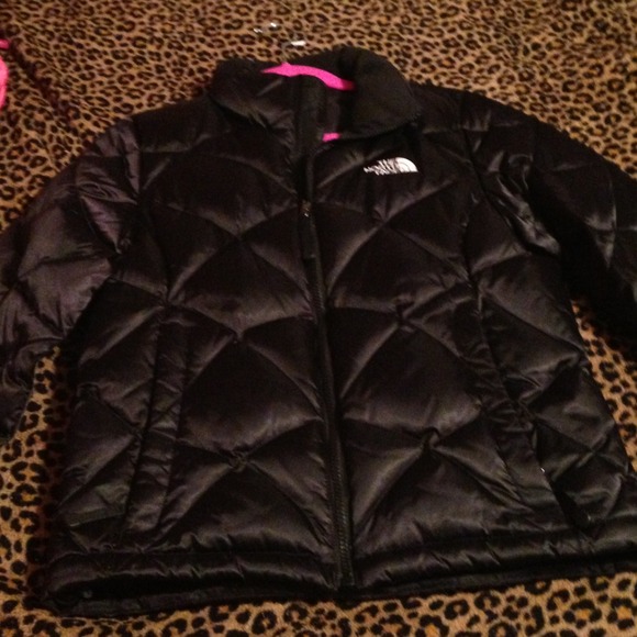 Black North Face jacket size small