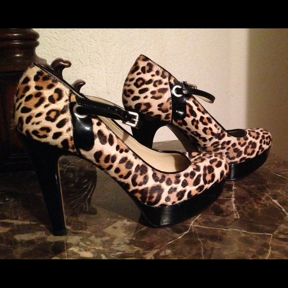 🚫🚫Nine West cheetah print soft fur platform shoe - Picture 4 of 5