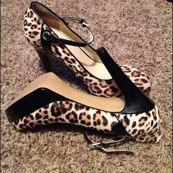 🚫🚫Nine West cheetah print soft fur platform shoe - Picture 5 of 5