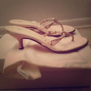 Vera Wang Authentic Sandals Kitten Heel