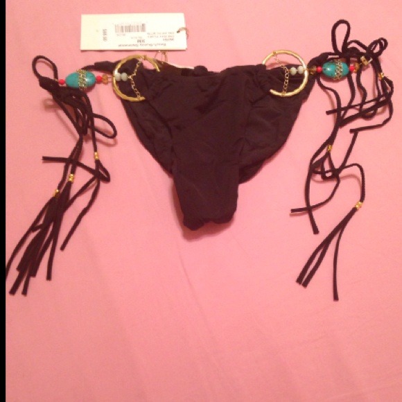 Beach Bunny one way ticket bikini. - Picture 2 of 4