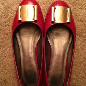 Salvatore Ferragamo flat shoes