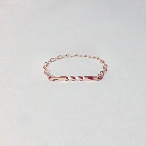 🎉HOST PICK🎉 rose gold filled bar chain ring