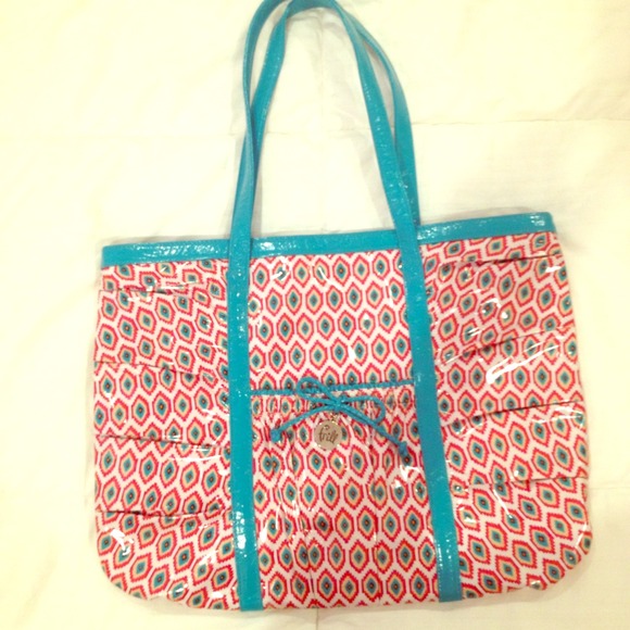 Vera Bradley Frill Tote in Color Me Coral
