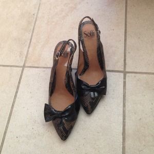 Sofft faux snake never worn shoe 8