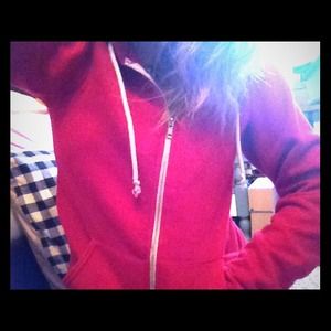 ❤Red zip up sweatshirt❤