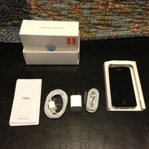 Brand New iPhone 4 8g