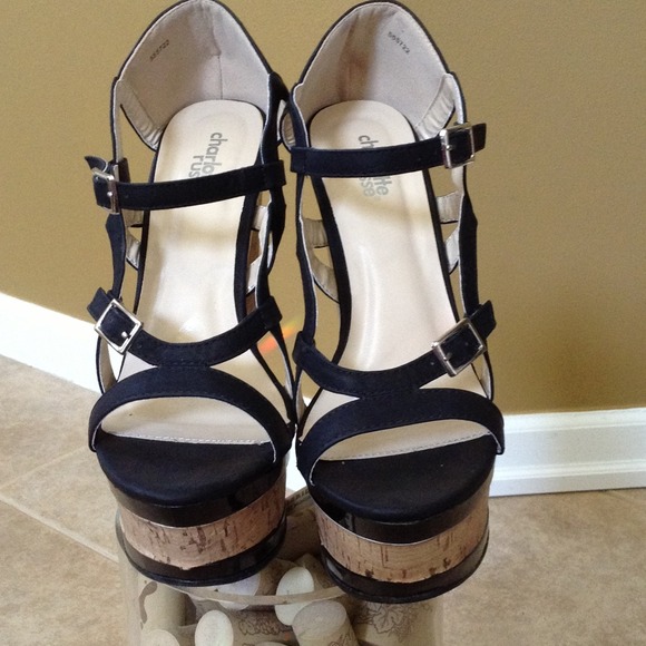 Amazing Cork Wedge - Picture 2 of 4