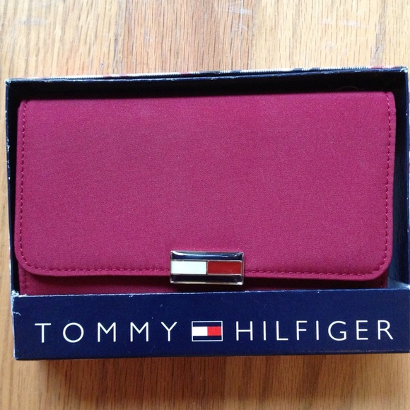 Wallet - Tommy Hilfiger - brand new!