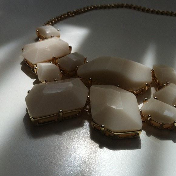 SOLD F 21 Gold and Ivory Stone Statement Necklace - Picture 3 of 3