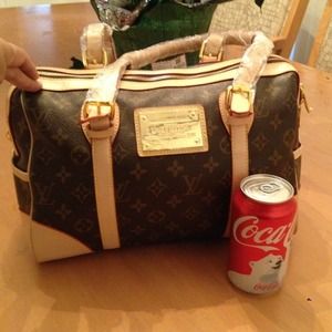 💥 REDUCED 💥 Louis Vuitton Purse👜