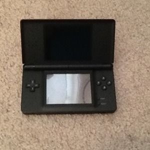 NINTENDO DS LITE