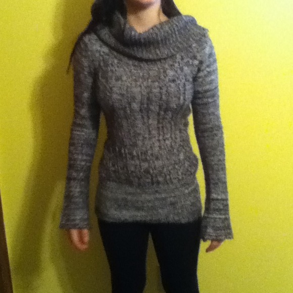 grey sweater