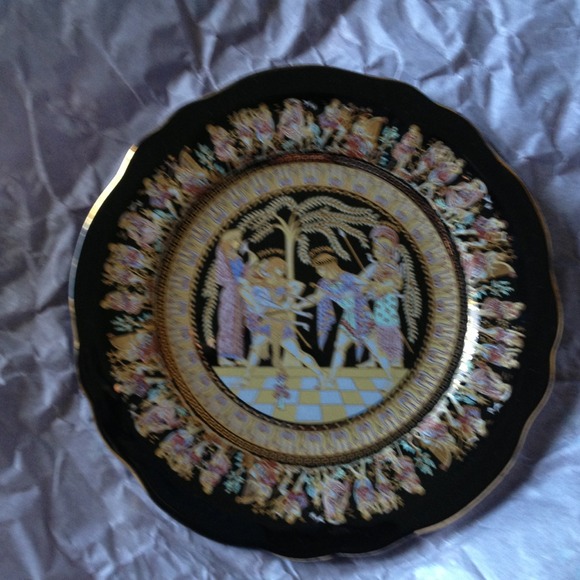 Greek dish for decoration