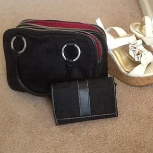 Black Express purse with matching wallet.