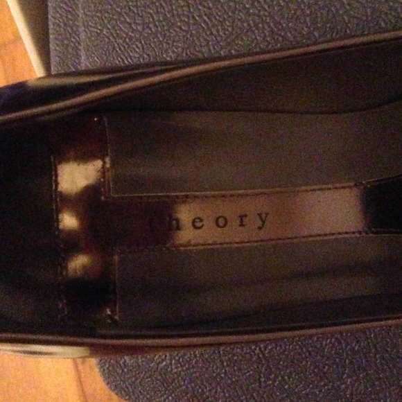 THEORY Steel Pumps - Picture 3 of 4