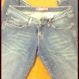Levis Strauss super low flare blue jeans!