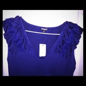 Beautiful navy sleeveless shirt