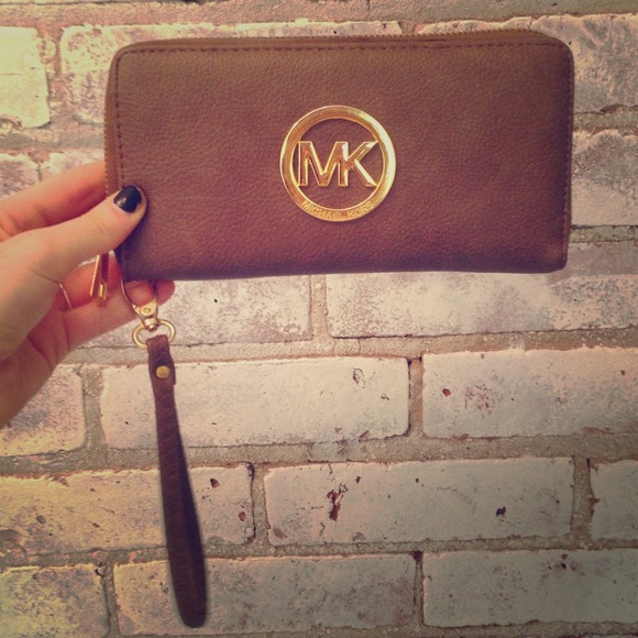 ❌SOLD❌ Michael KORS wallet