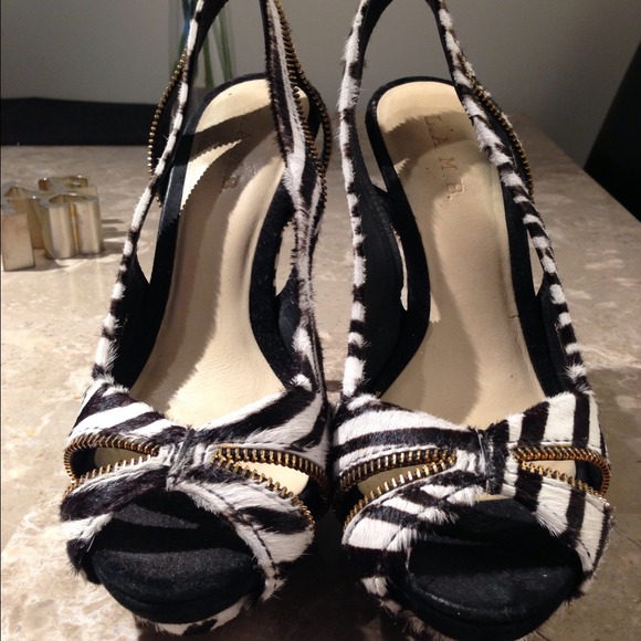 L.A.M.B. zebra stripe stiletto - Picture 2 of 4