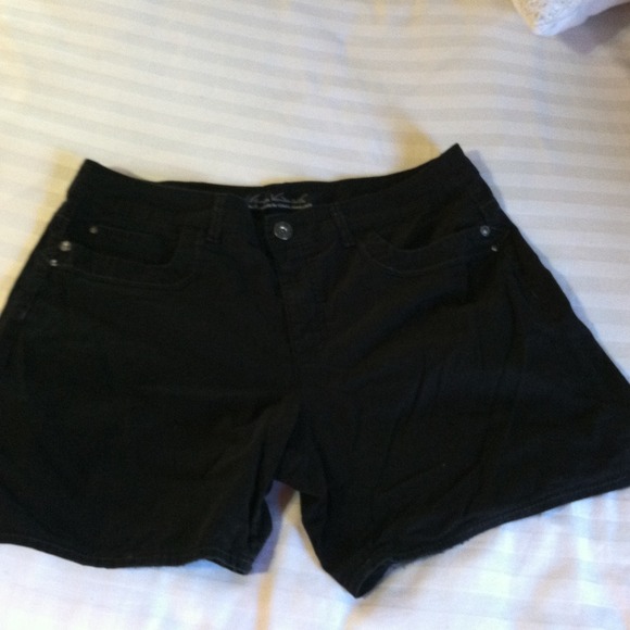 Shorts 📍NO TRADES📍