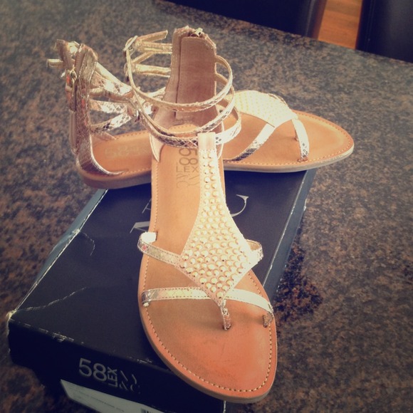 NY & Co Gladiator sandal