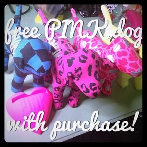 FREE PINK DOG W/PURCHASE!❤❤