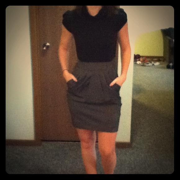 Classy grey and black dress - Picture 1 of 3