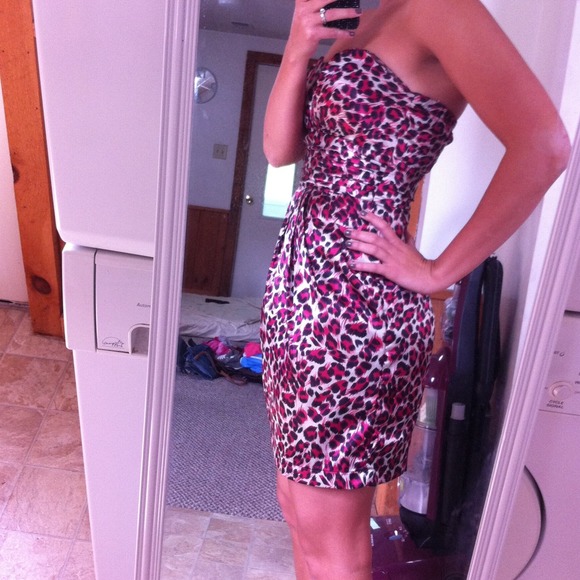 dress - Picture 4 of 4