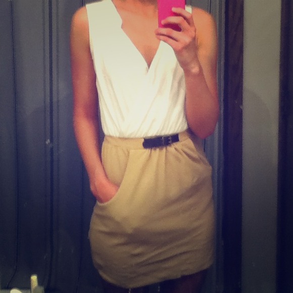 Stunning white and beige classy dress! - Picture 1 of 1