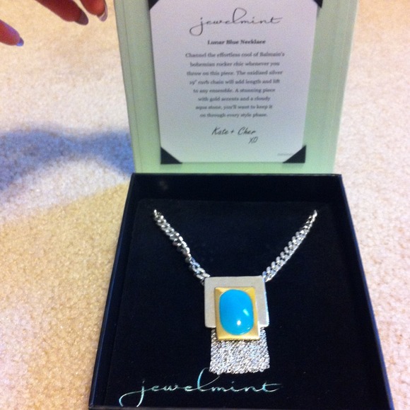 Jewelmint Lunar Blue Necklace