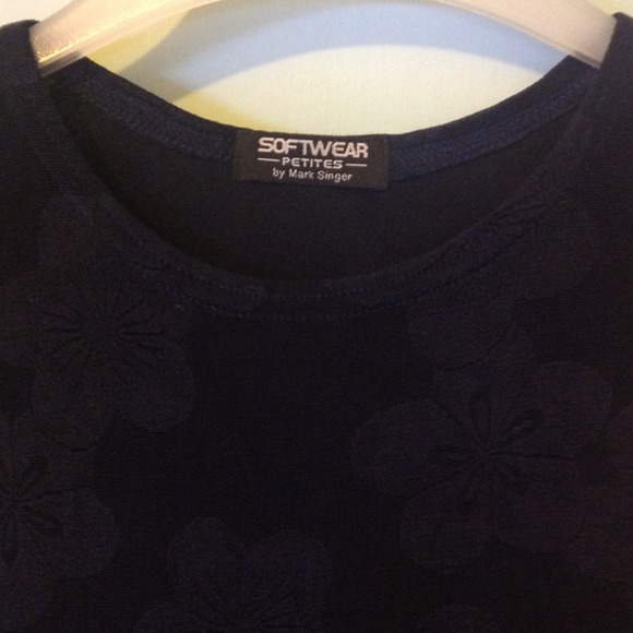 Navy blue travel knit shell - Picture 2 of 2