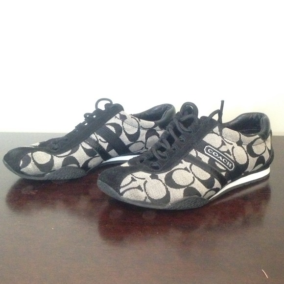 Coach sneakers✨ Authentic👍 - Picture 4 of 4