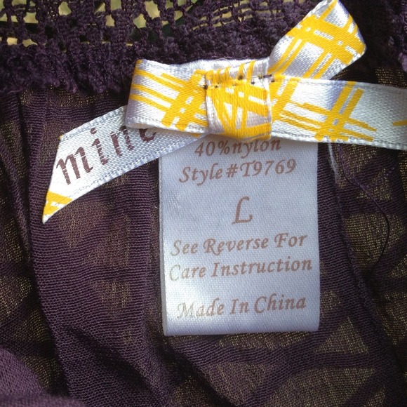 🔲BUNDLED🔲Gorgeous deep purple top crochet back! - Picture 3 of 3