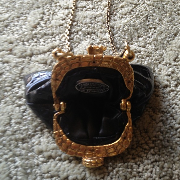 Purse - Picture 2 of 5