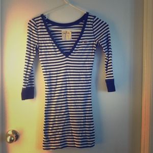 Hollister shirt