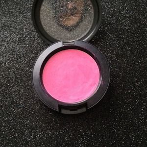 Limited Edition MAC blush in Florida