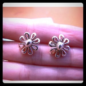 Tiffany & Co. Paloma Picasso Daisy Earrings