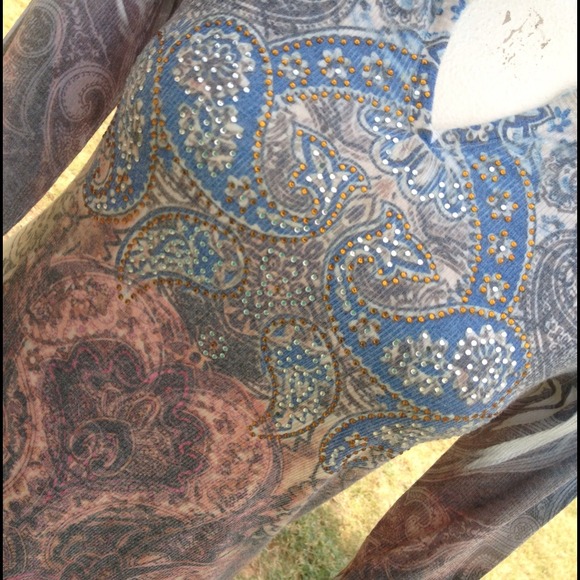 Beautiful fall top. Pictures don't do it justice! - Picture 2 of 4