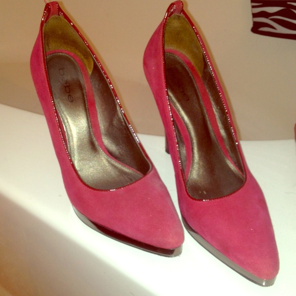Reduced!!!!Bebe suede red pumps