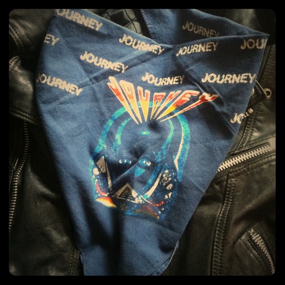 1983 ♻SOLD @ Buff XChange♻Journey bandana/scarf
