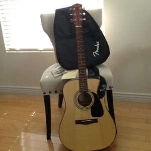 AUTHENTIC Fender Acoustic guitar