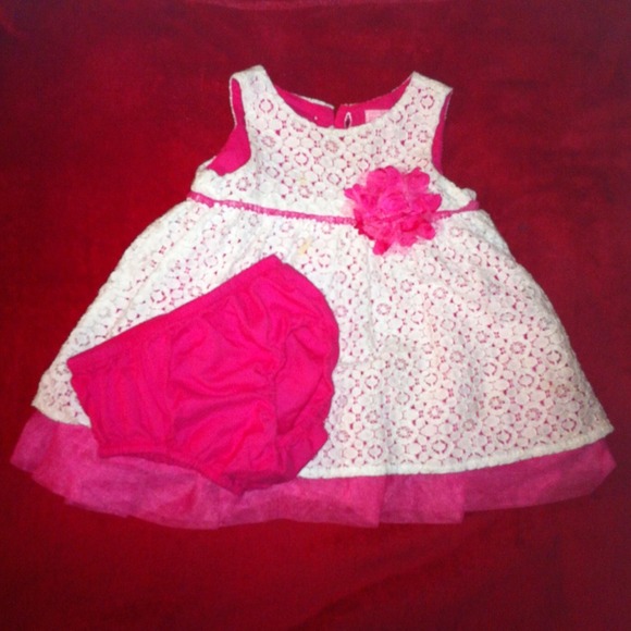 ✨ Adorable Pink & White Dress ✨