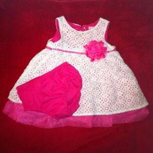 ✨ Adorable Pink & White Dress ✨