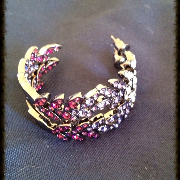 💎💎. BEAUTIFUL GORGEOUS EARRINGS💎💎 BRAND-NEW