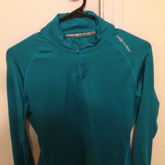 🚫SOLD🚫Under armour half zip