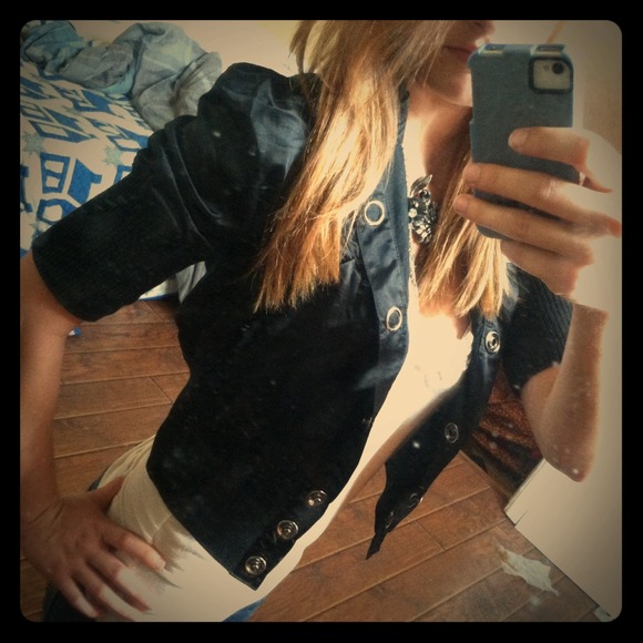Black half jacket
